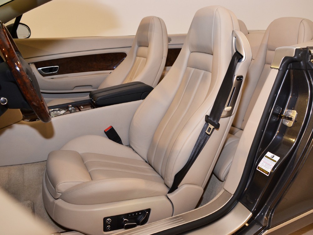 2009 Bentley Continental GT Convertible Image 22