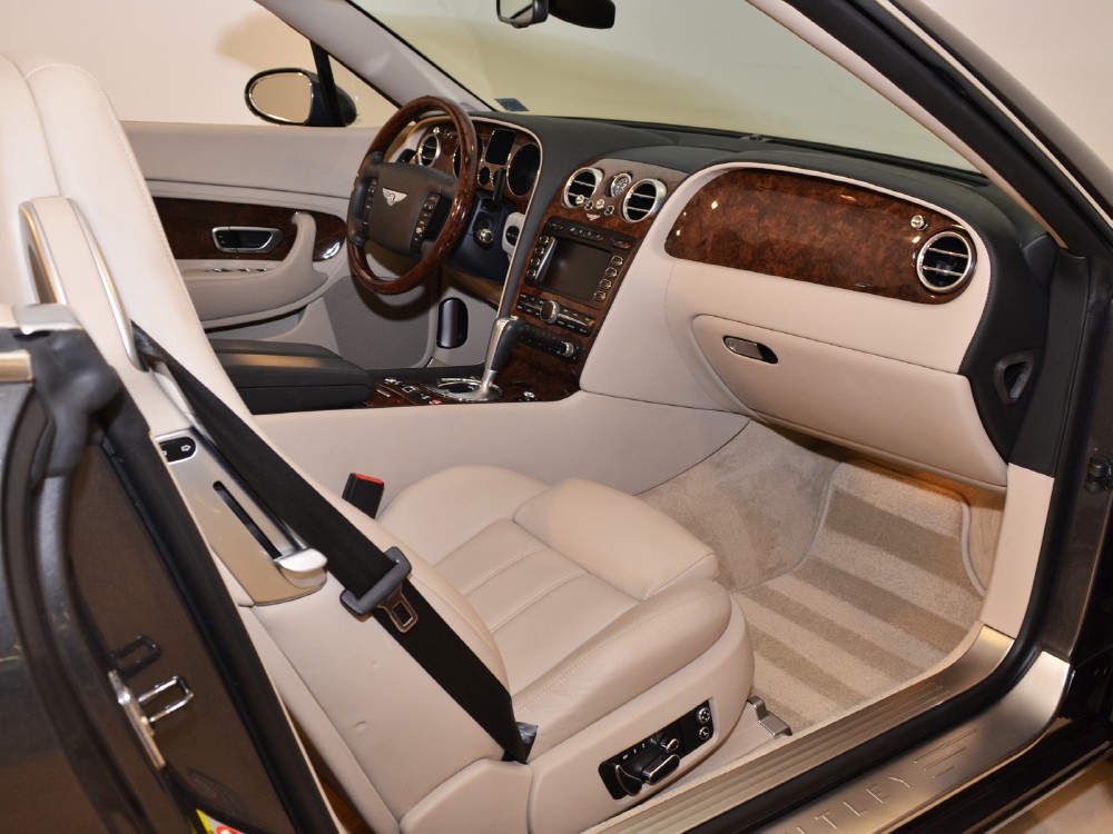 2009 Bentley Continental GT Convertible Image 24