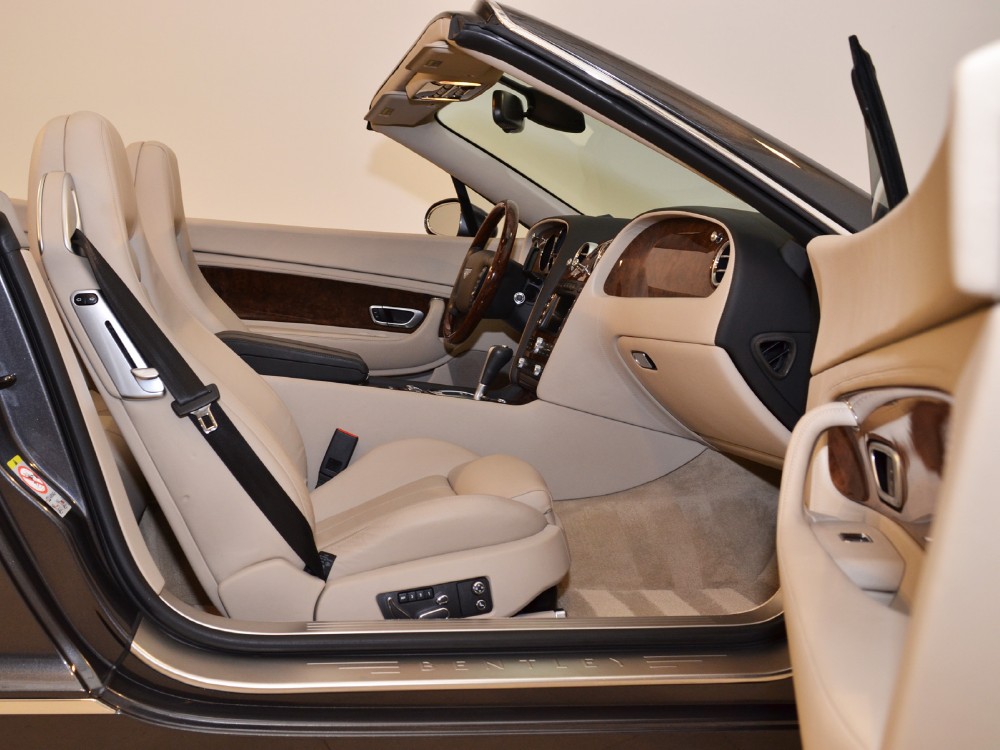 2009 Bentley Continental GT Convertible Image 25