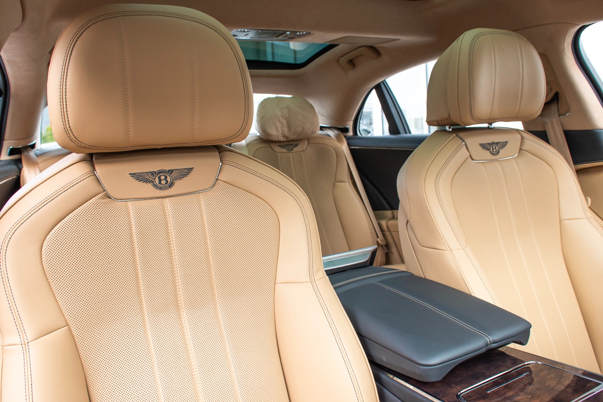 2024 Bentley Flying Spur V8 Image 17
