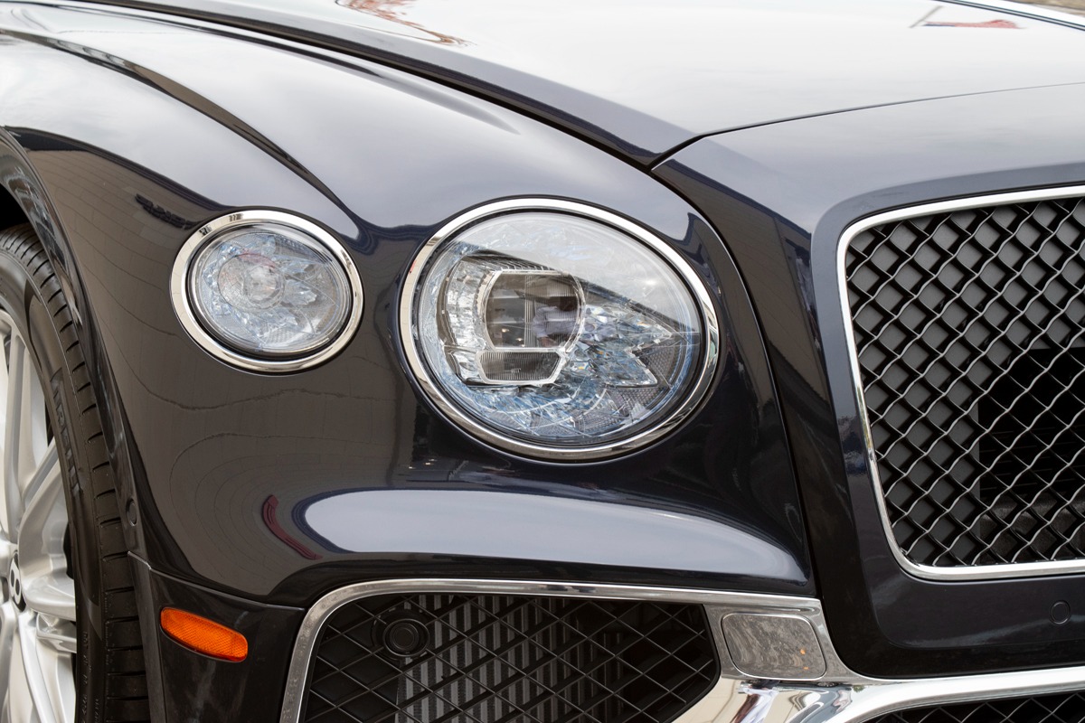 2024 Bentley Flying Spur V8 Image 7