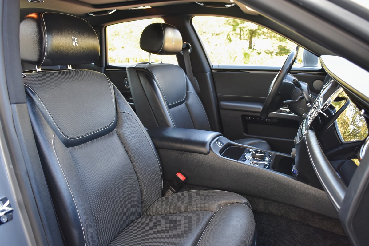 2017 Rolls-Royce Ghost Image 6