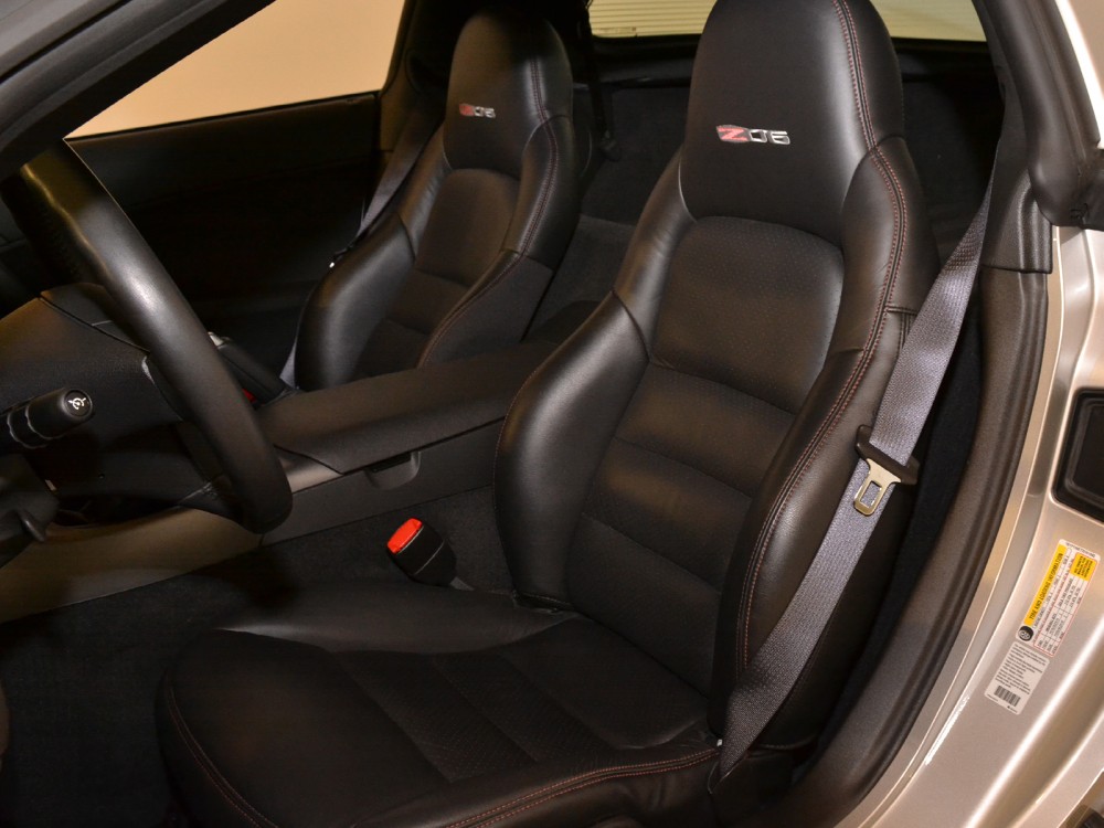 2007 Chevrolet Corvette Z06 Image 14