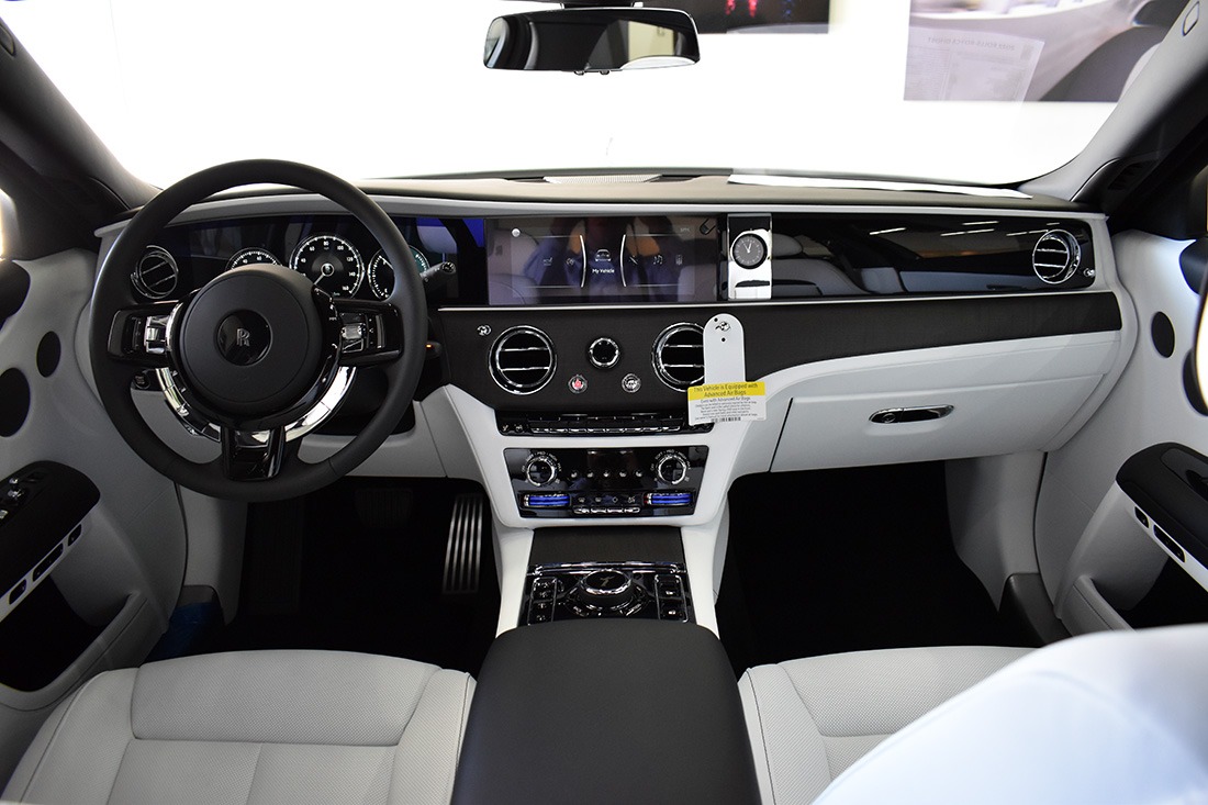 2022 Rolls-Royce Ghost Image 6