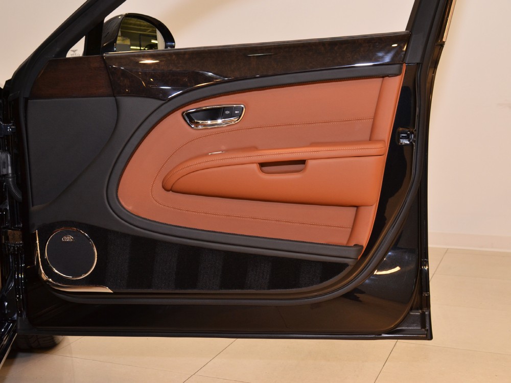 2011 Bentley Mulsanne Image 25