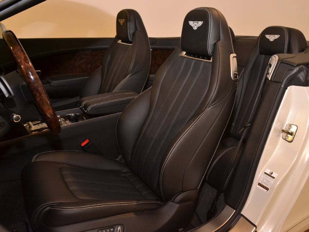 2012 Bentley Continental GT Convertible Image 22