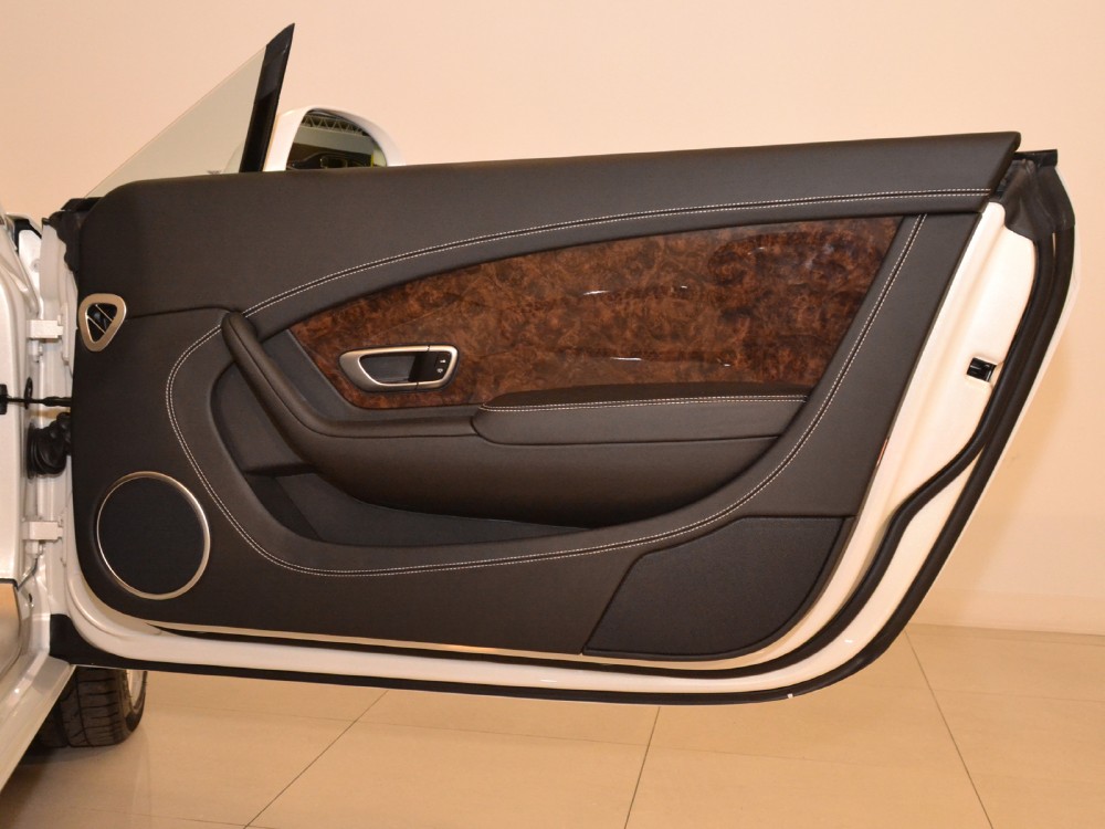 2012 Bentley Continental GT Convertible Image 27