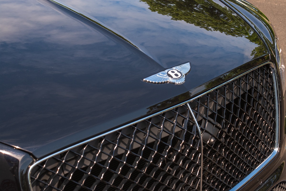 2024 Bentley Bentayga EWB Image 23