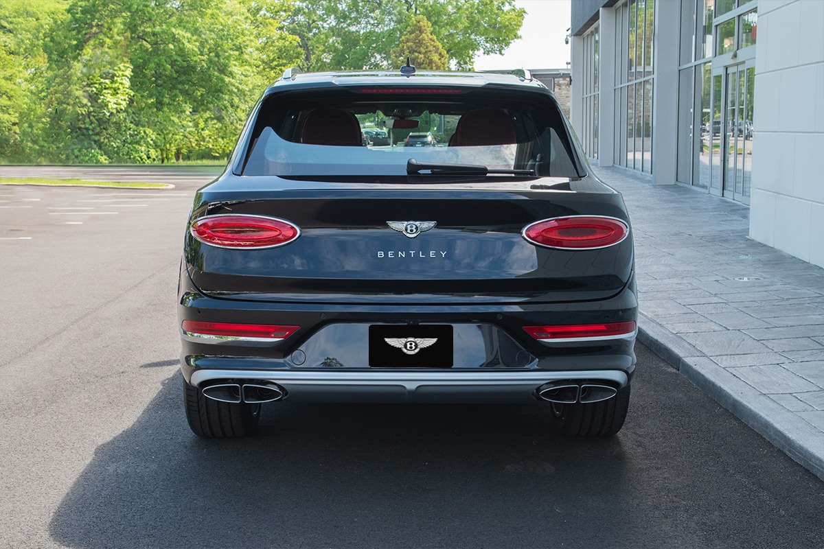 2024 Bentley Bentayga EWB Image 8