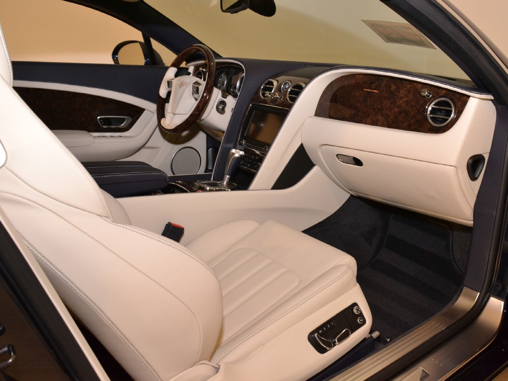 2012 Bentley Continental GT Image 16