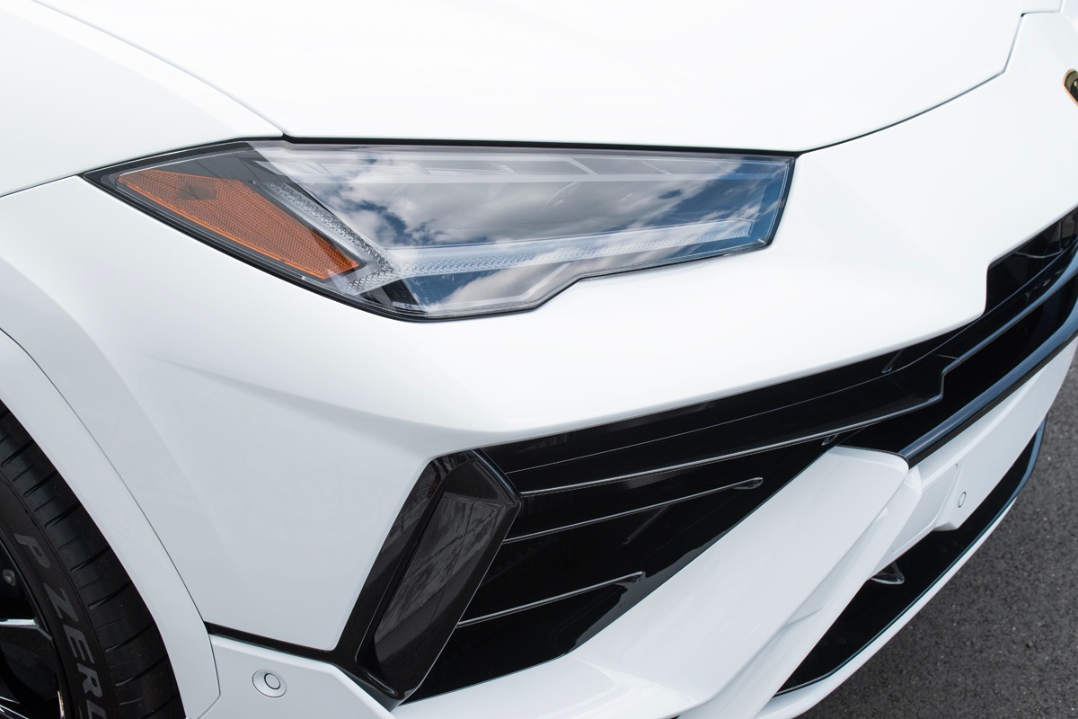 2024 Lamborghini Urus Image 26