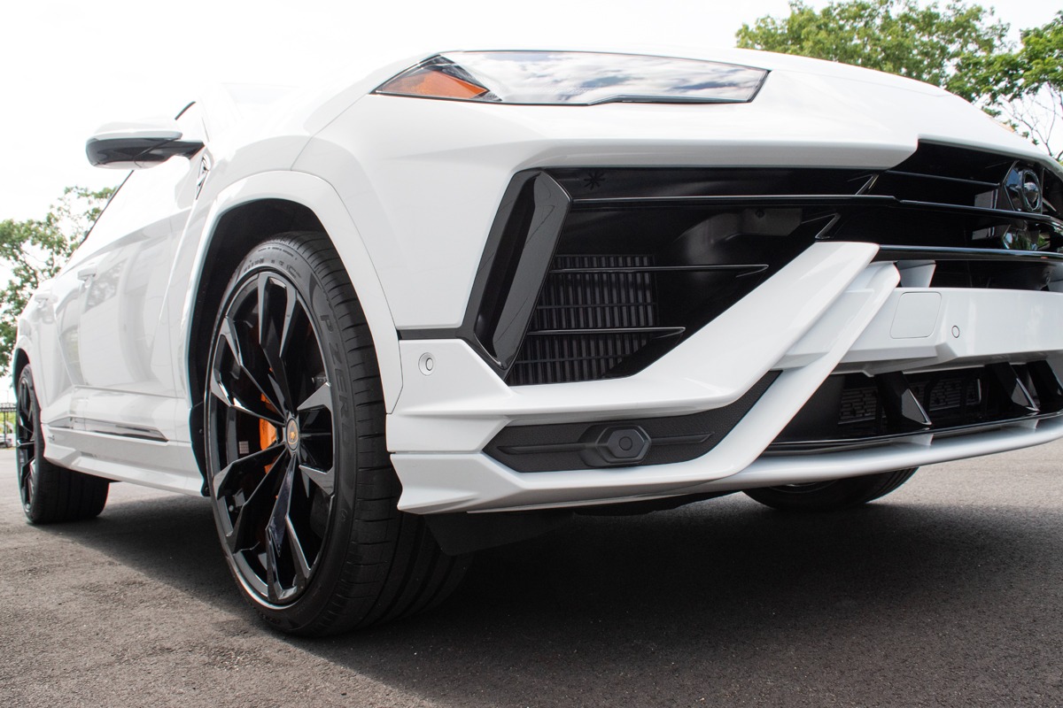 2024 Lamborghini Urus Image 27