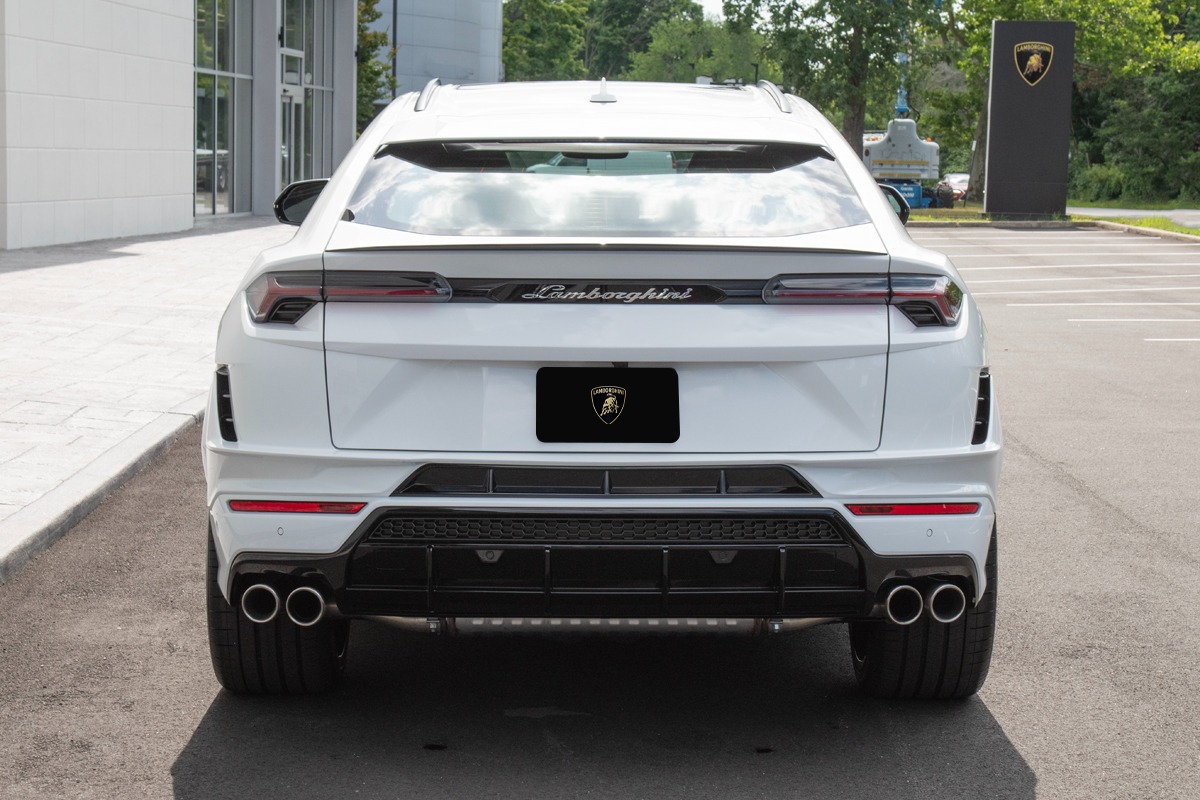 2024 Lamborghini Urus Image 28