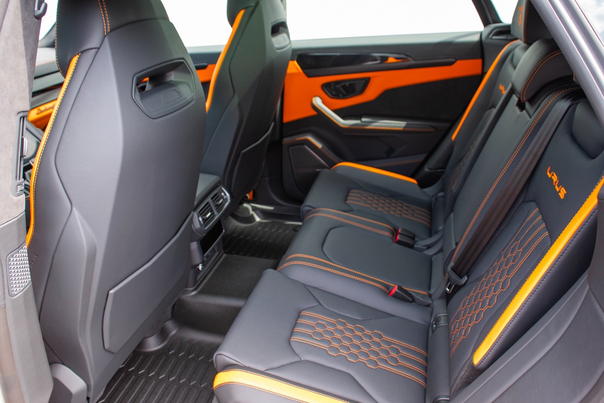 2024 Lamborghini Urus Image 37