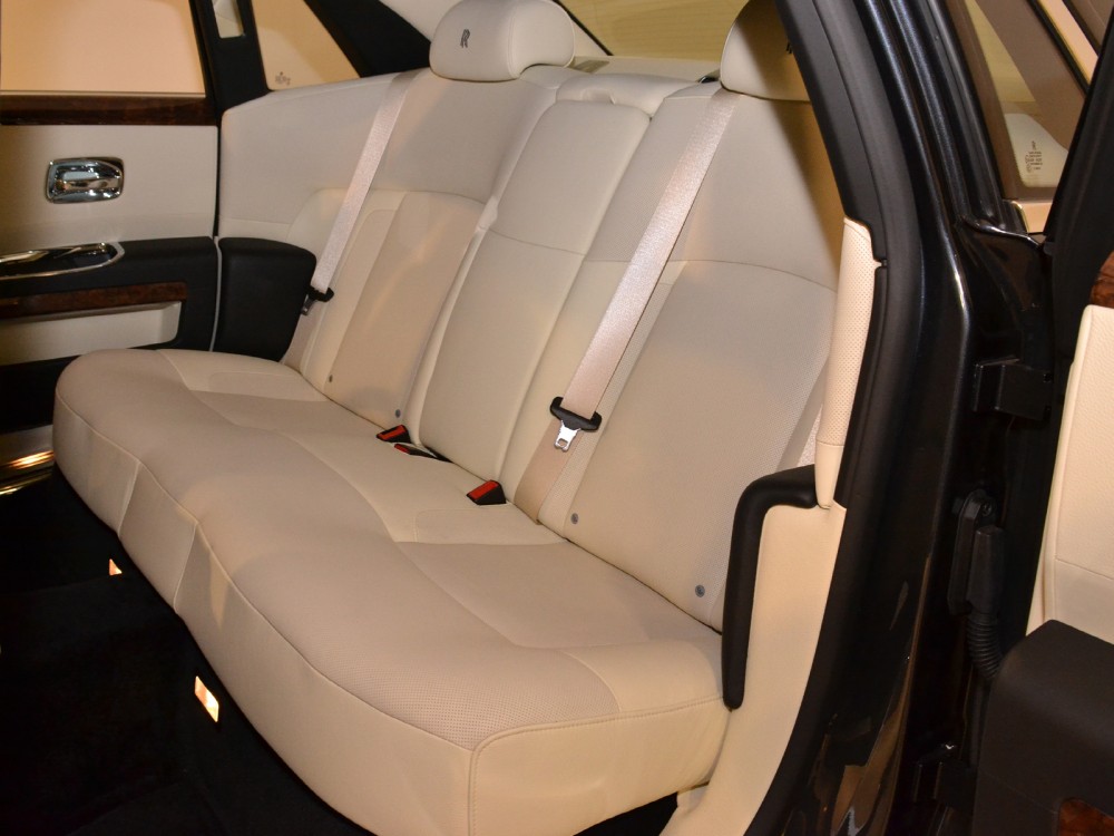 2011 Rolls-Royce Ghost Image 19