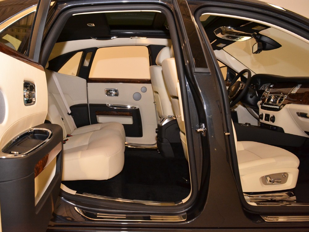2011 Rolls-Royce Ghost Image 23