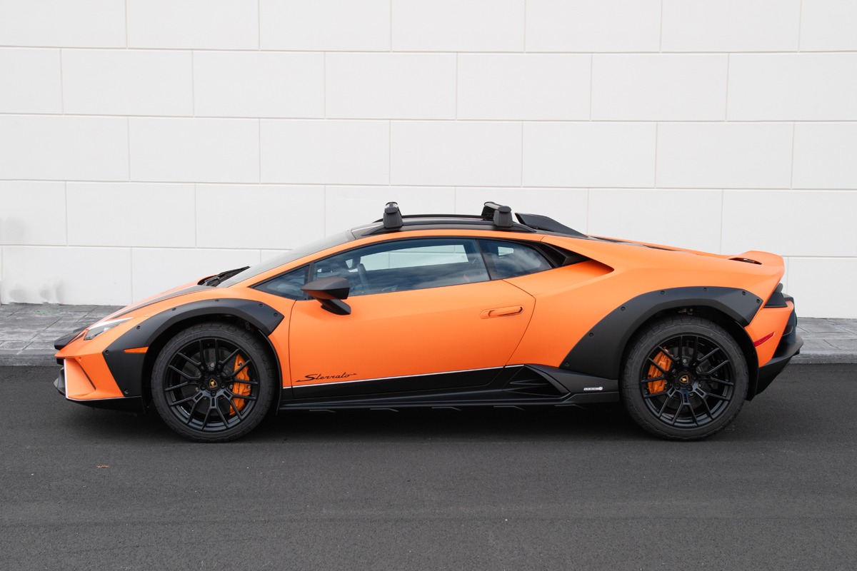 2024 Lamborghini Huracan Image 2