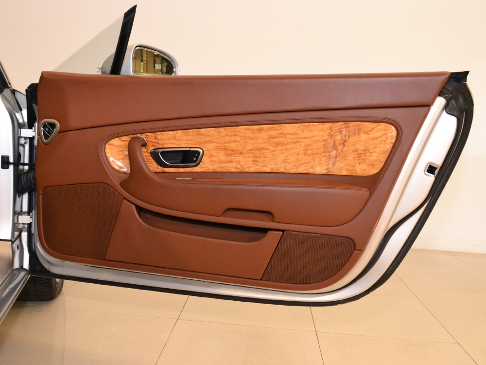 2007 Bentley Continental GT Convertible Image 27