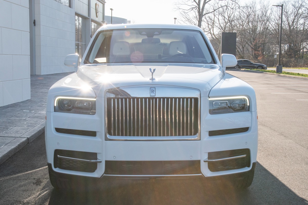 2024 Rolls-Royce Cullinan Image 10