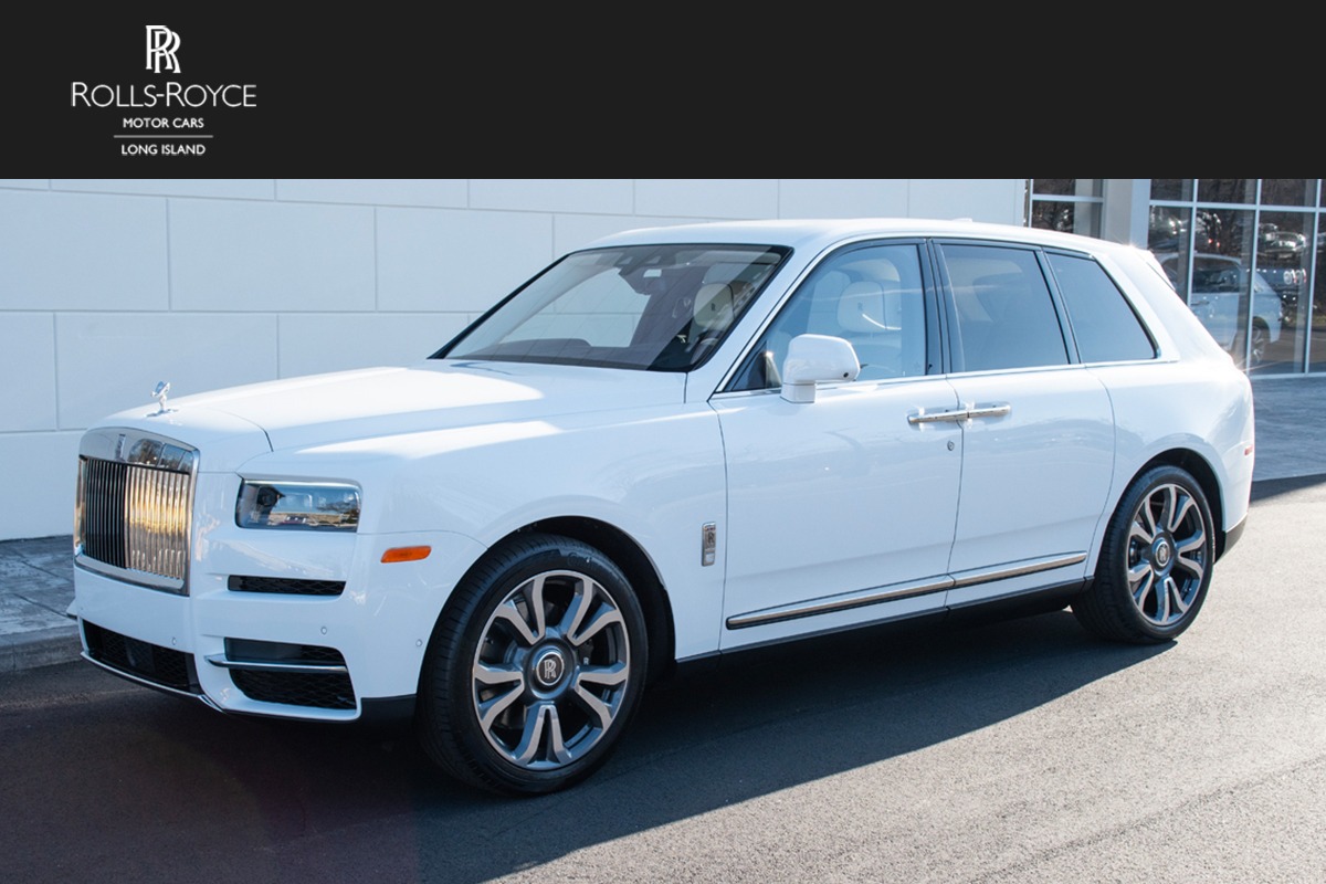 2024 Rolls-Royce Cullinan Image 1