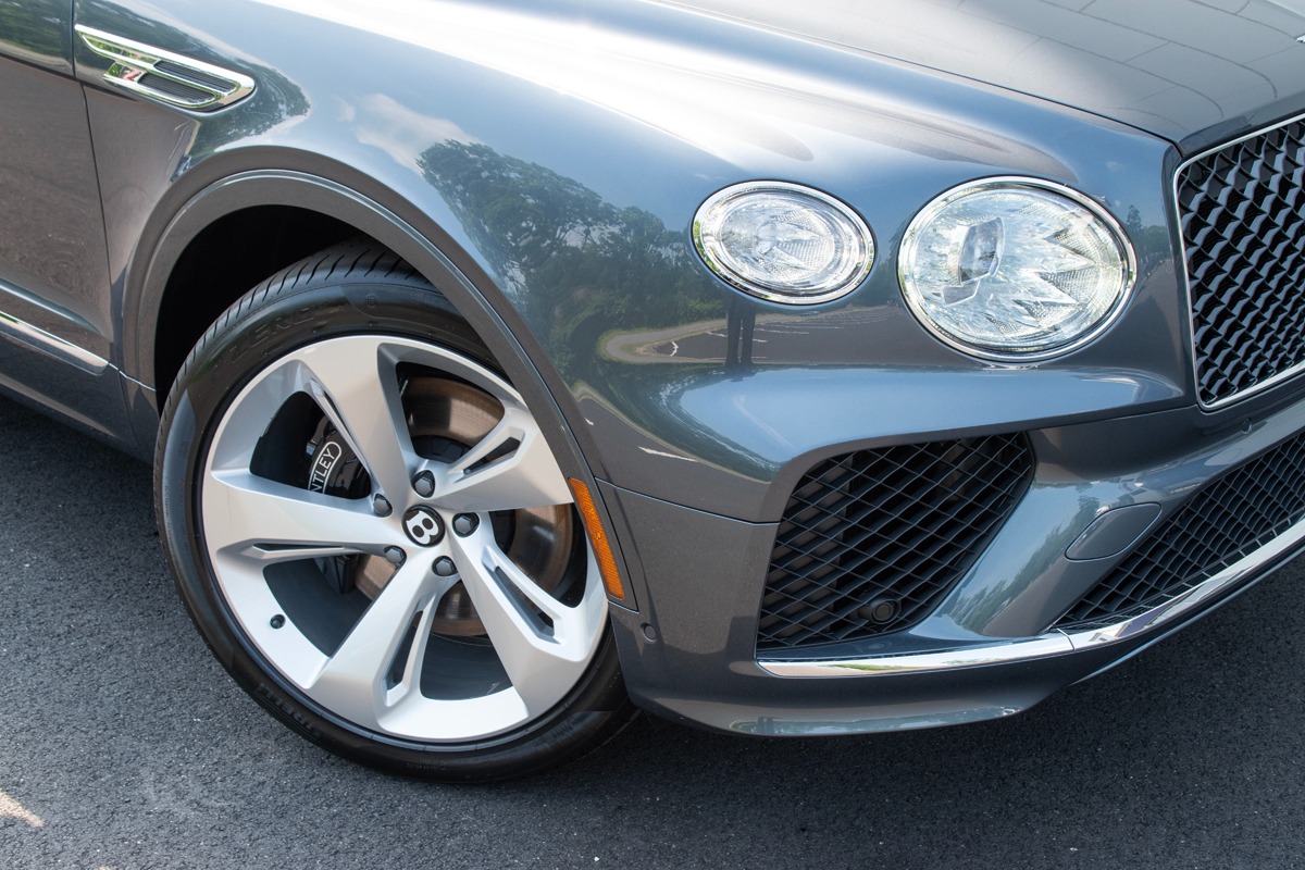 New-2024-Bentley-Bentayga-V8-
