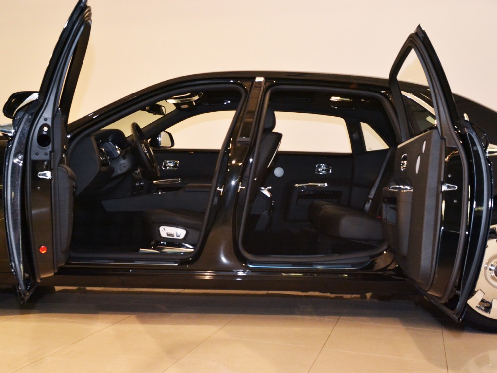 2012 Rolls-Royce Ghost EWB Image 25