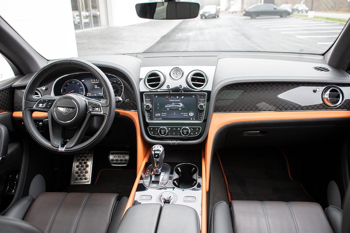 2020 Bentley Bentayga Image 8
