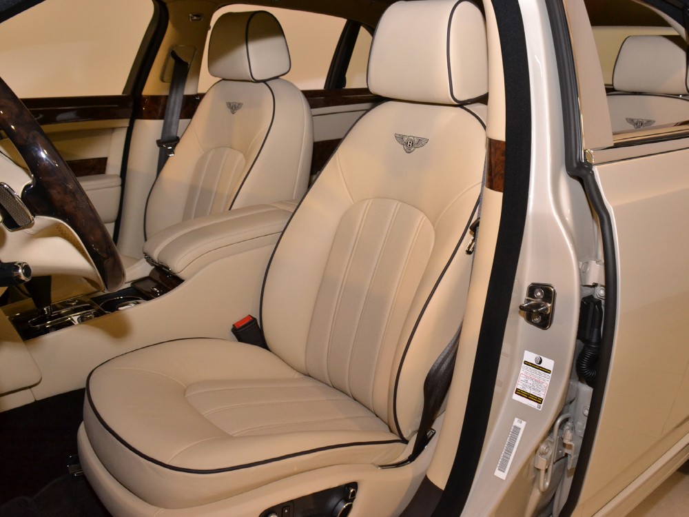 2012 Bentley Mulsanne Image 13