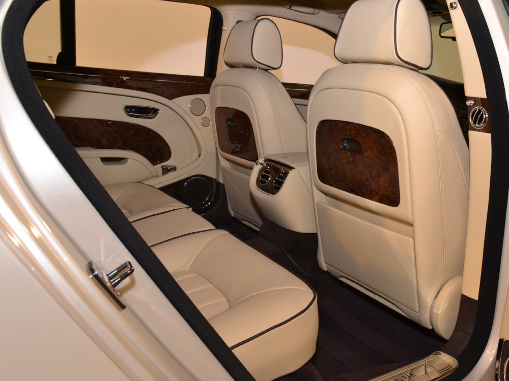 2012 Bentley Mulsanne Image 23