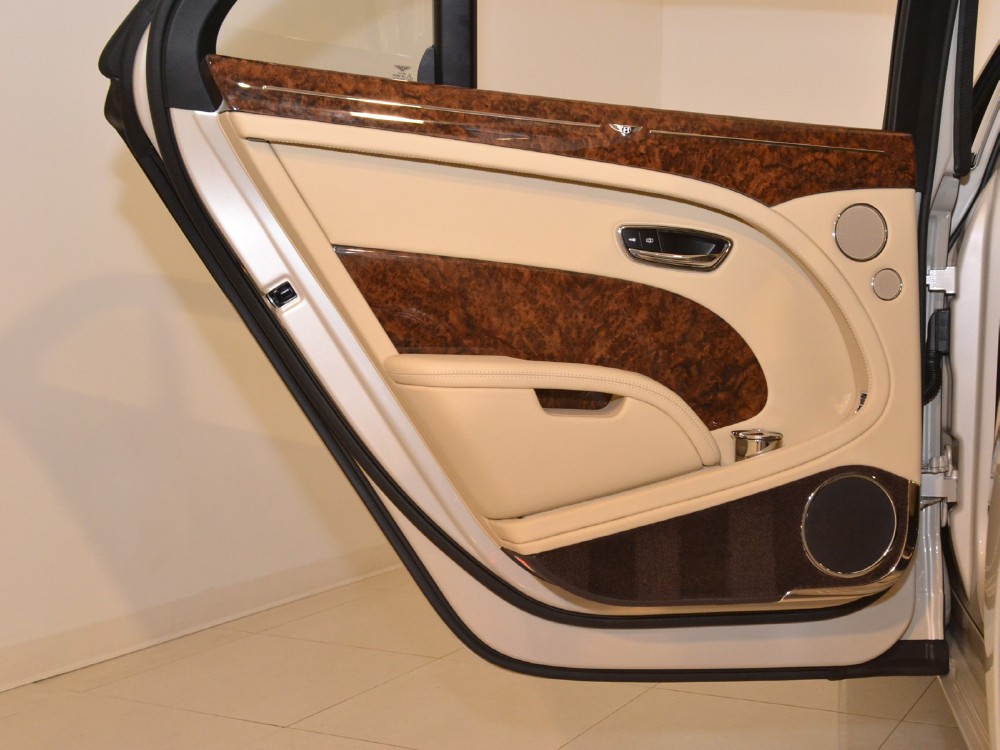 2012 Bentley Mulsanne Image 26