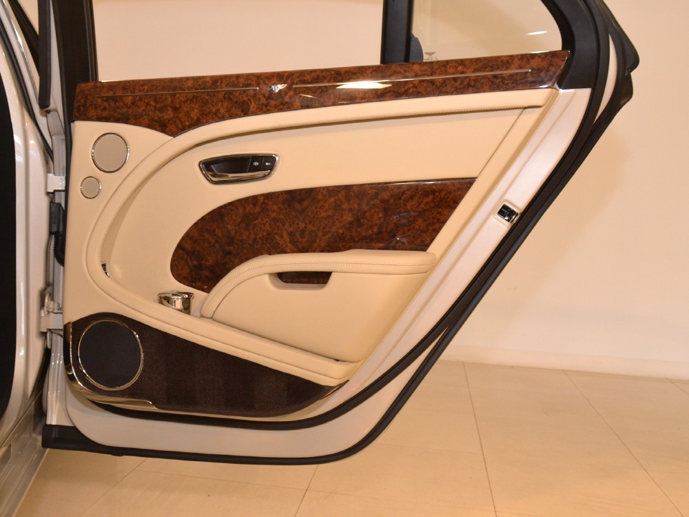 2012 Bentley Mulsanne Image 27