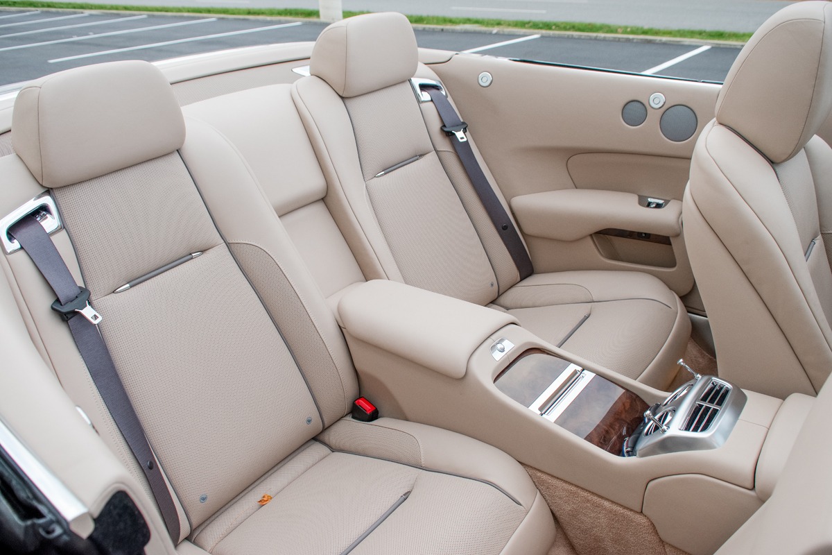 2020 Rolls-Royce Dawn Image 10