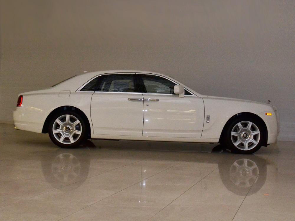 2012 Rolls-Royce Ghost Image 8