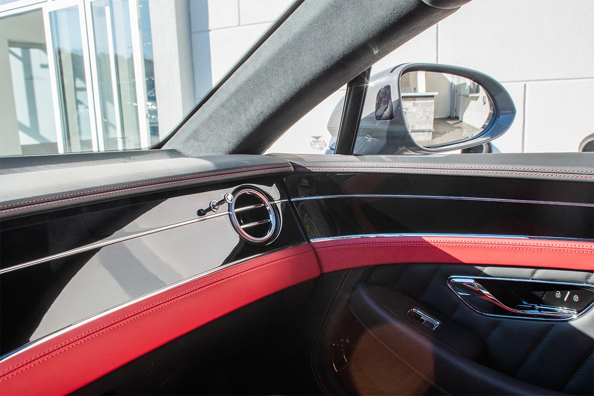 2024 Bentley Continental GT Image 18