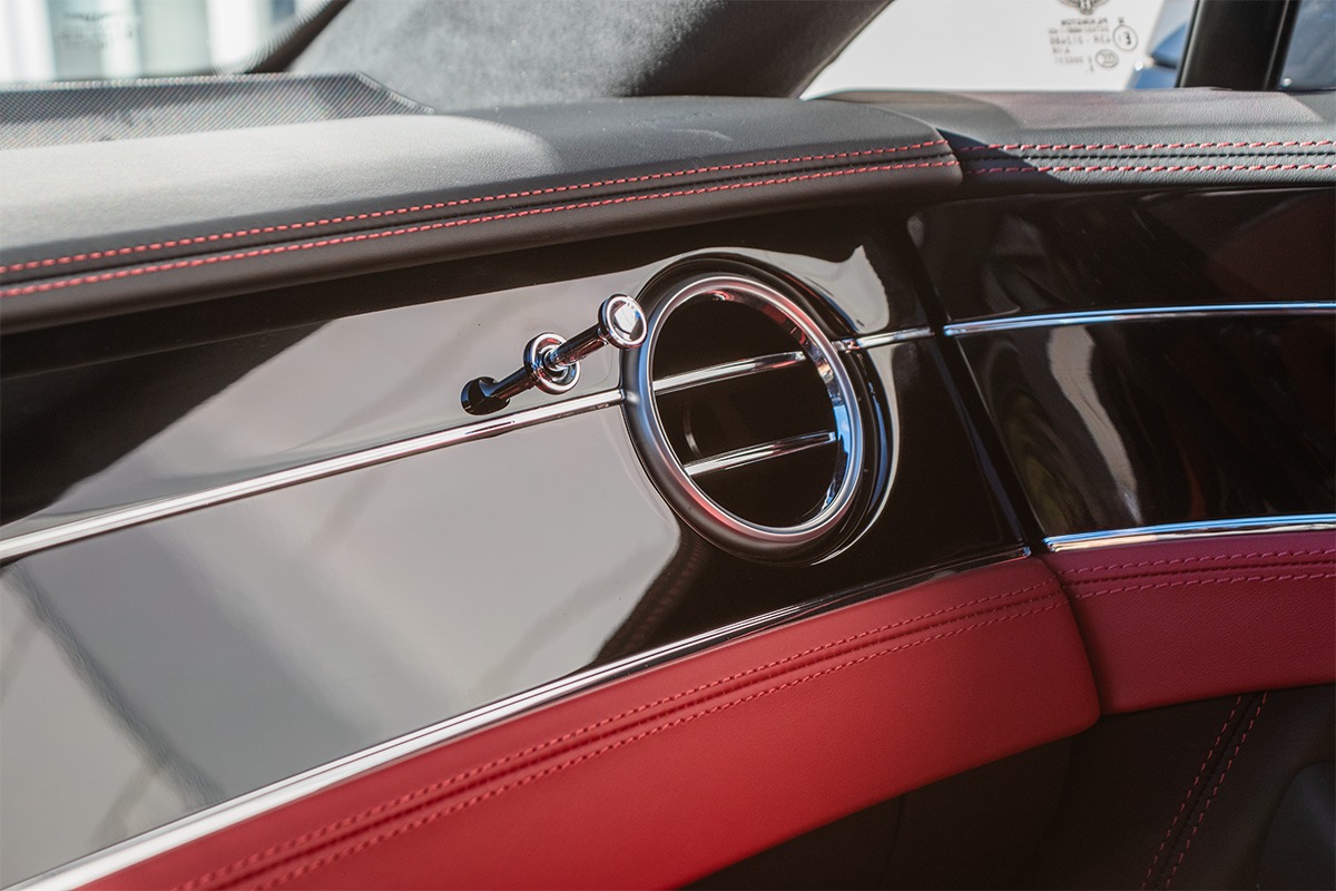 2024 Bentley Continental GT Image 19