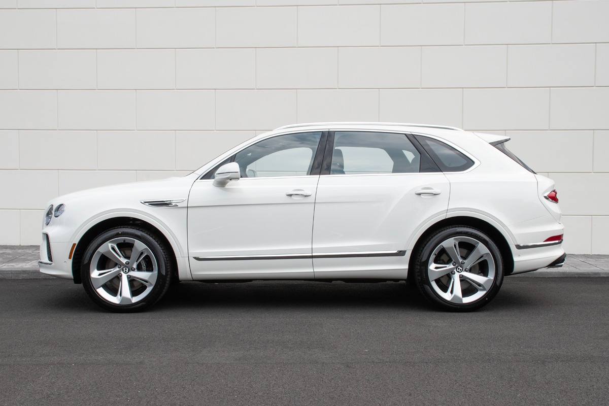 2024 Bentley Bentayga Image 27