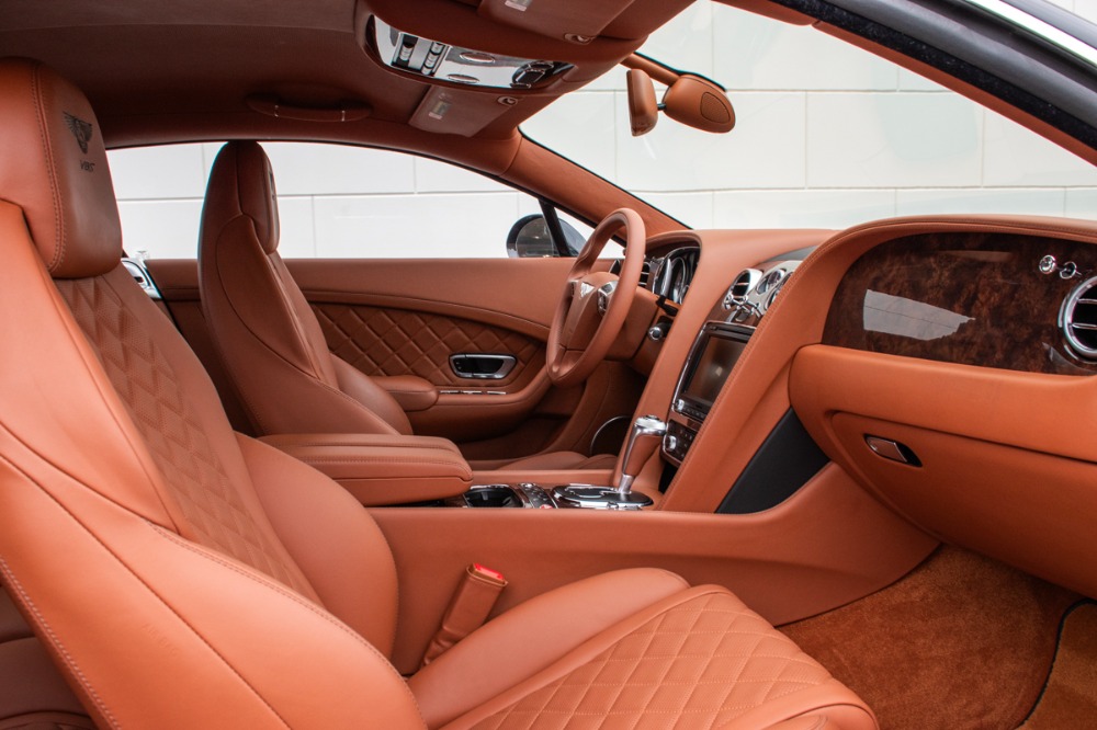 2017 Bentley Continental GT Image 11