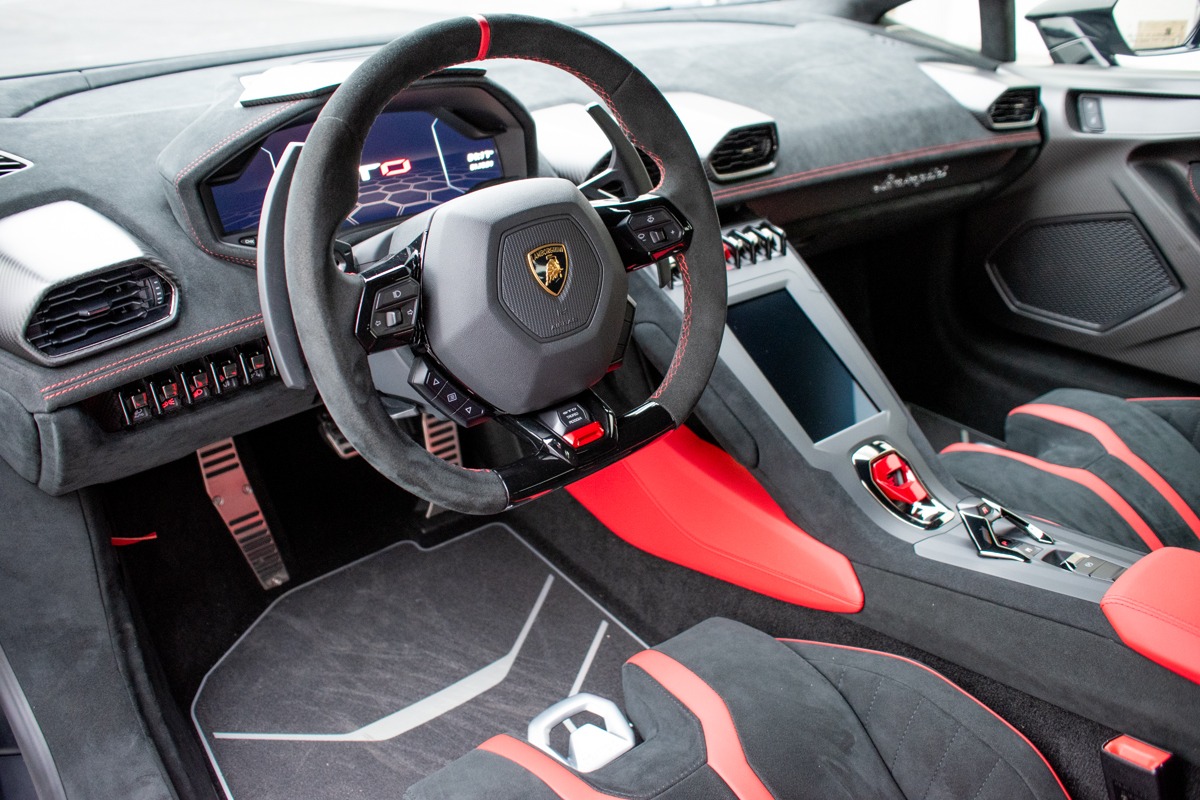 2022 Lamborghini Huracan Image 6