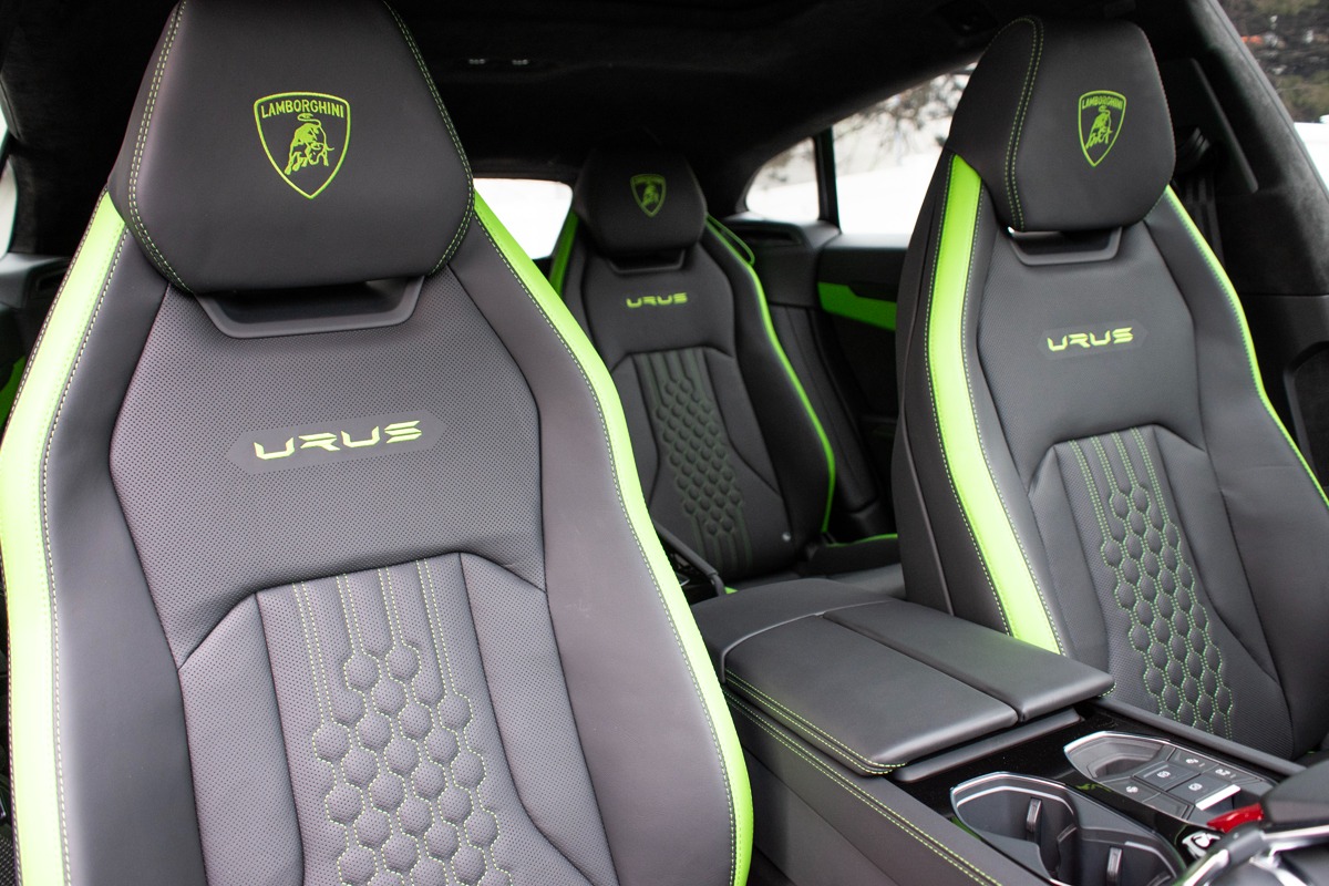 2023 Lamborghini Urus Image 7