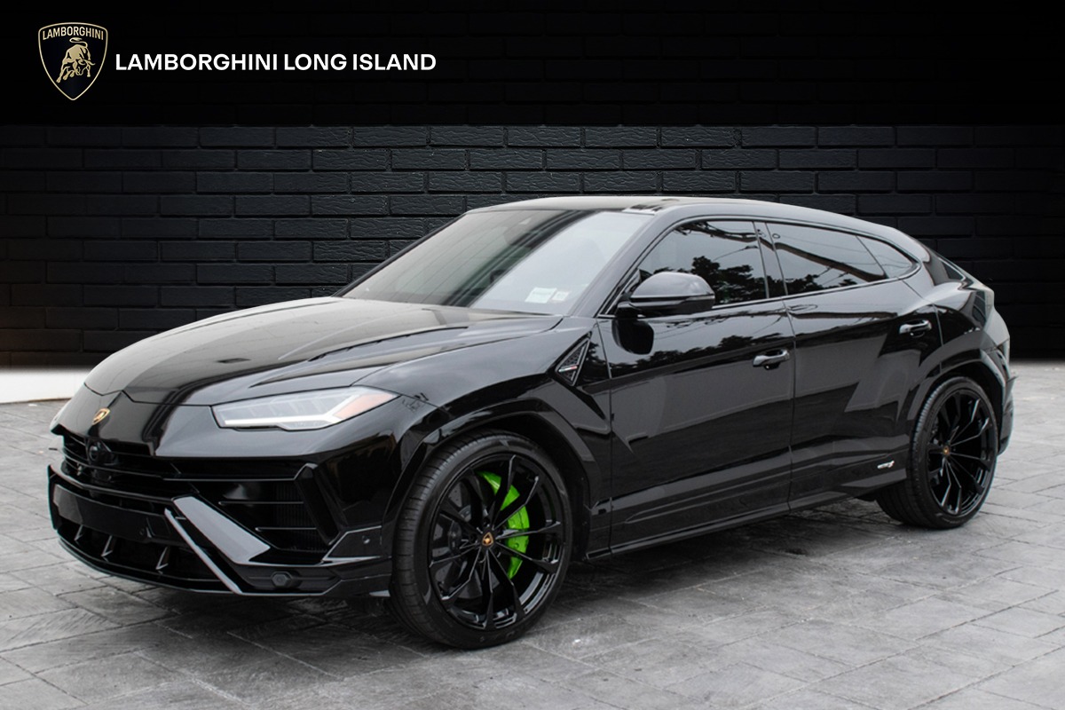 2023 Lamborghini Urus Image 1