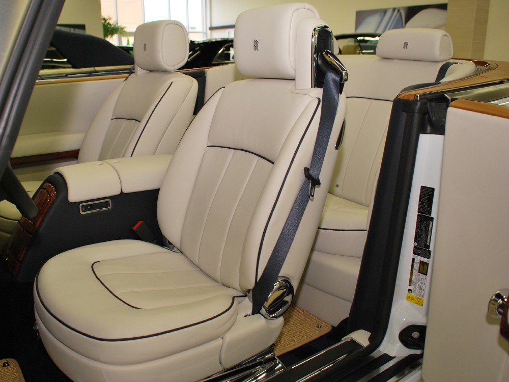 2013 Rolls-Royce Phantom Drophead Coupe (Series II) Image 21