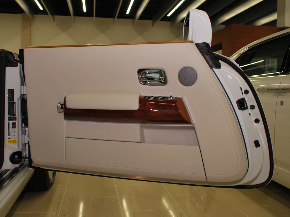 2013 Rolls-Royce Phantom Drophead Coupe (Series II) Image 25