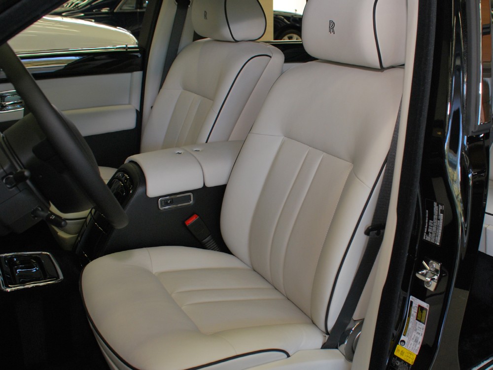 2013 Rolls-Royce Phantom (Series II) Image 13