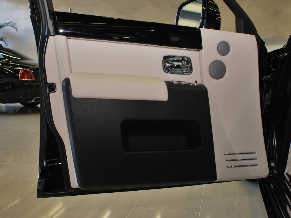2013 Rolls-Royce Phantom (Series II) Image 29