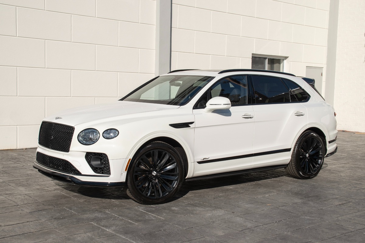 2022 Bentley Bentayga Image 20