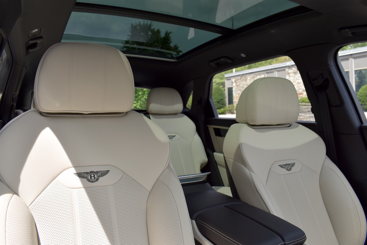 2023 Bentley Bentayga EWB Image 2
