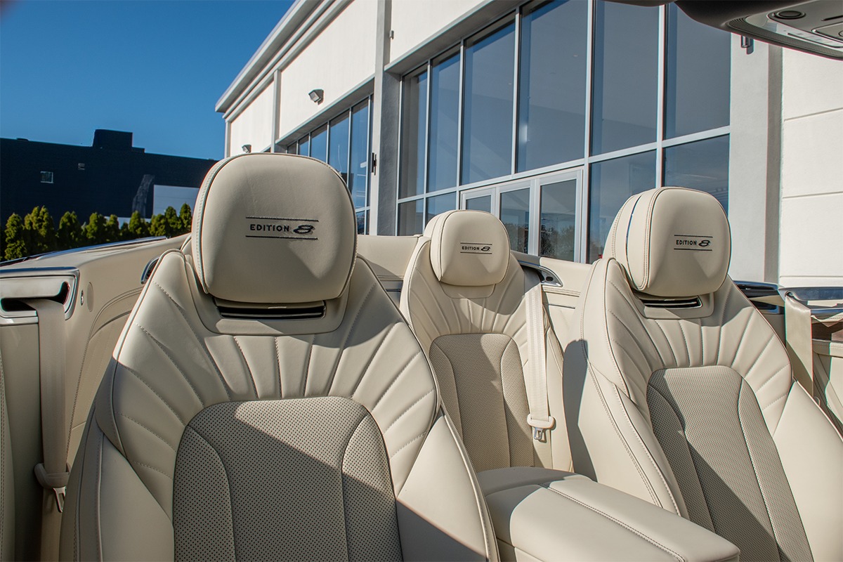 2024 Bentley Continental GT Convertible Image 4