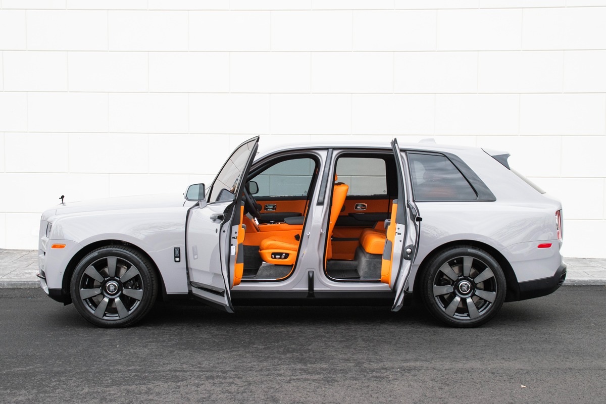 2022 Rolls-Royce Cullinan Image 11