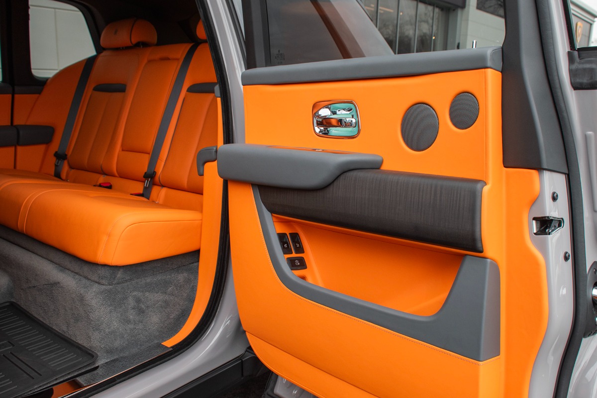 2022 Rolls-Royce Cullinan Image 12