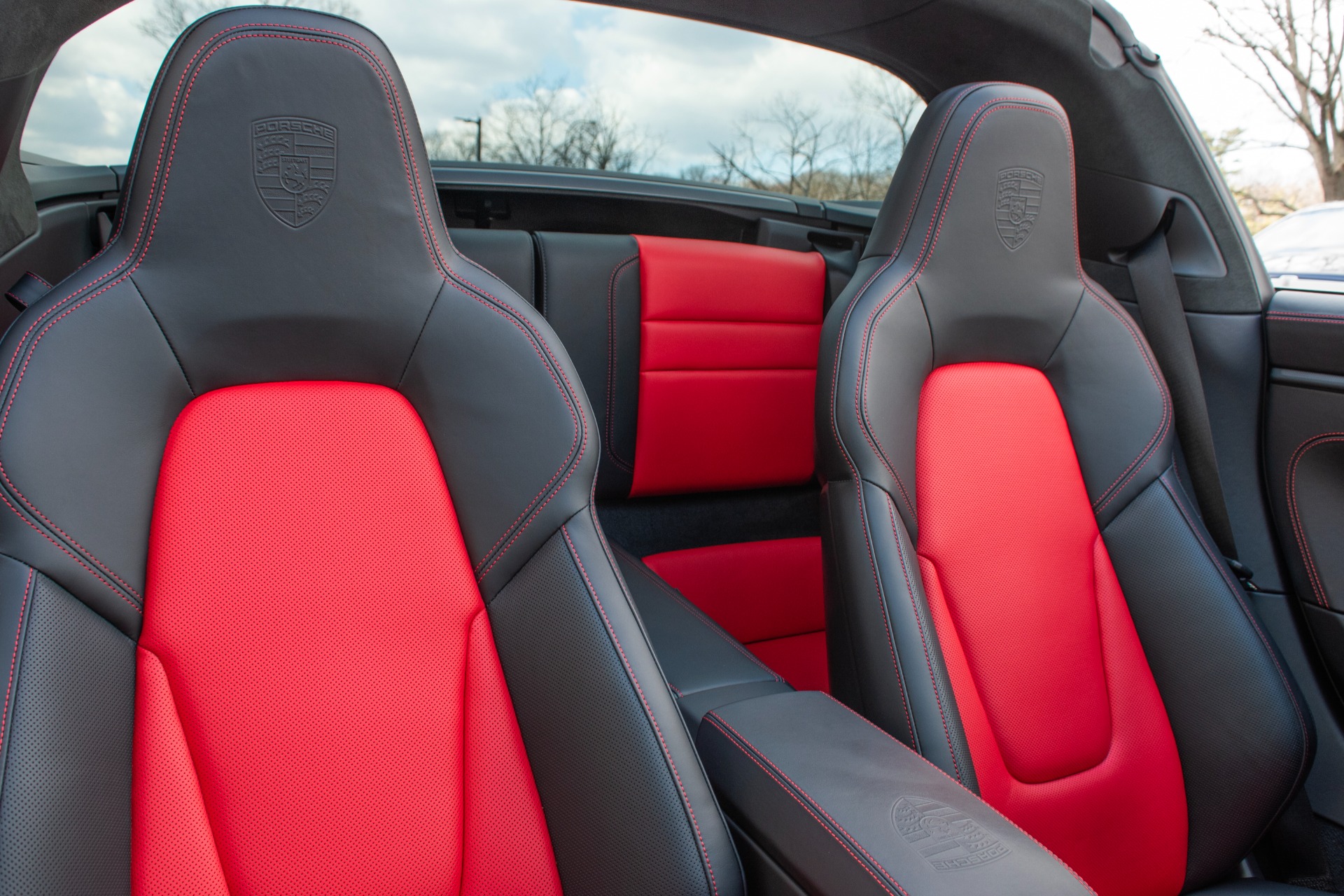 2023 Porsche 911 Image 11